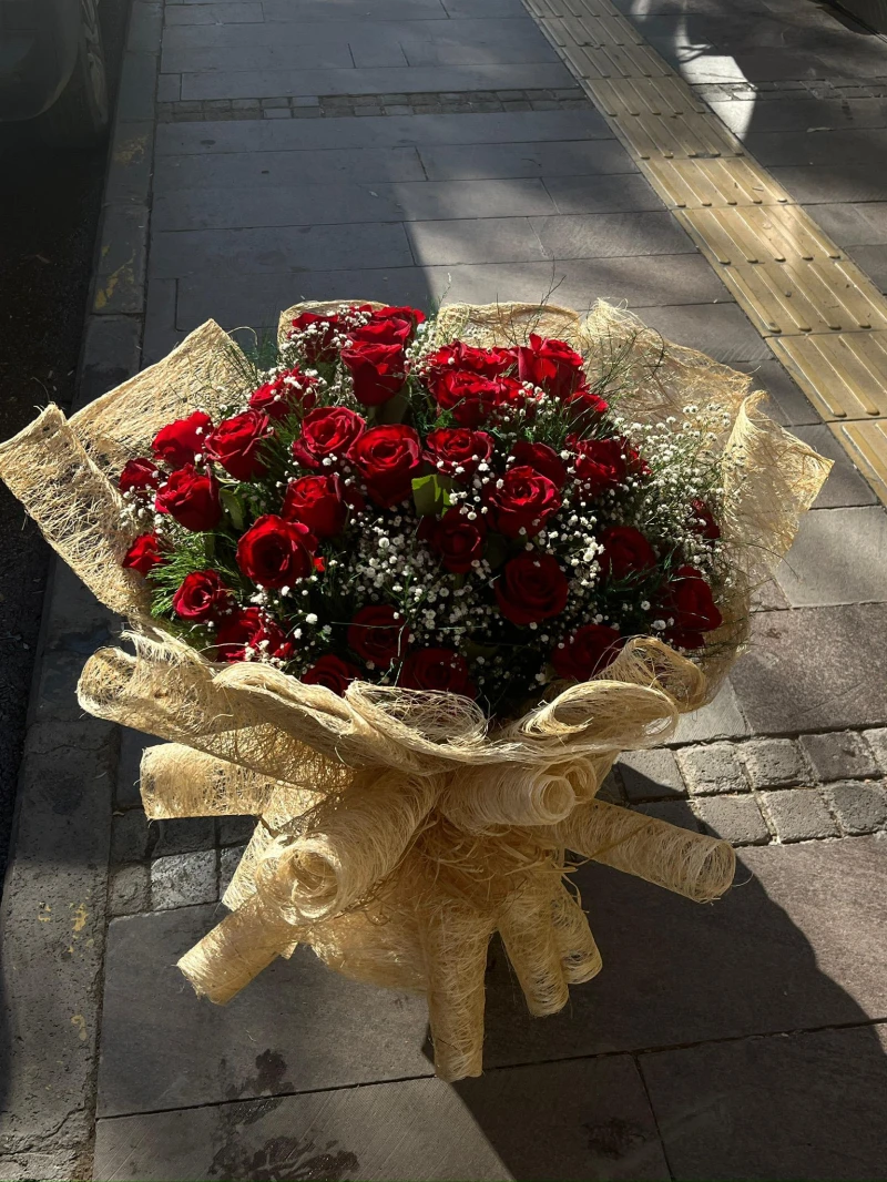 41 GÜLLÜ İSTEME ÇİÇEĞİ